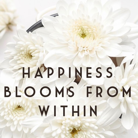 Amrit Kaur - Poshmark Profile Picture of Amrit Kaur (@amritk11) on Poshmark