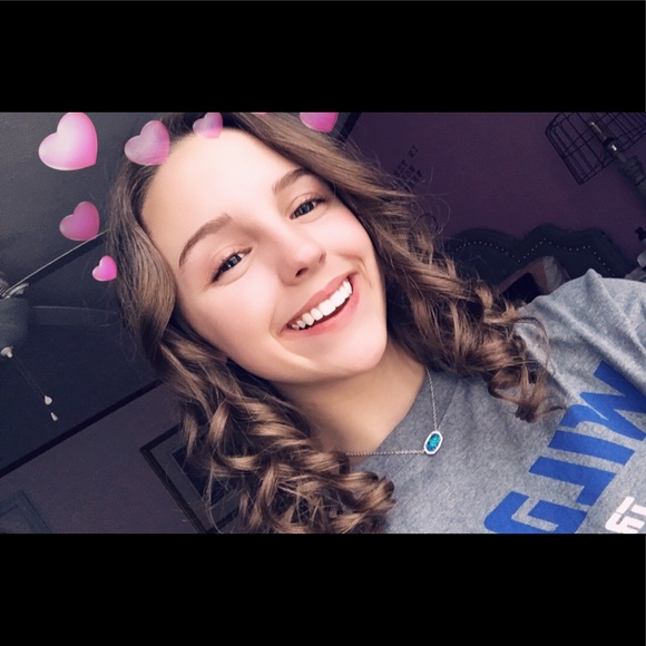 Profile Picture of Roswitha Brosius (@roswitha03) on Poshmark