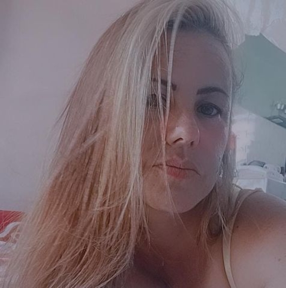 Profile Picture of Lisleidy Bergolla (@lisleidyb) on Poshmark