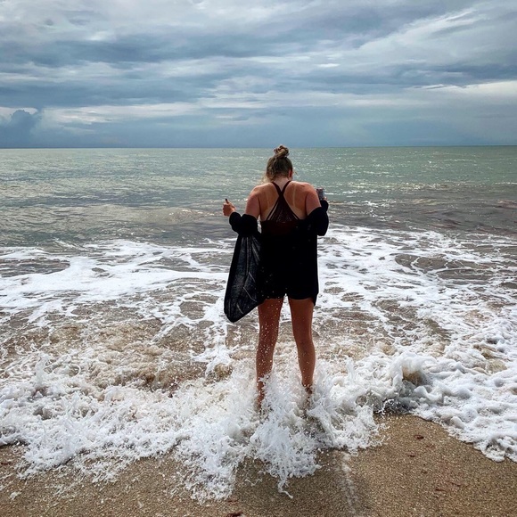 Profile Picture of Alyssa Daubenschmidt (@adaubenschmidt) on Poshmark