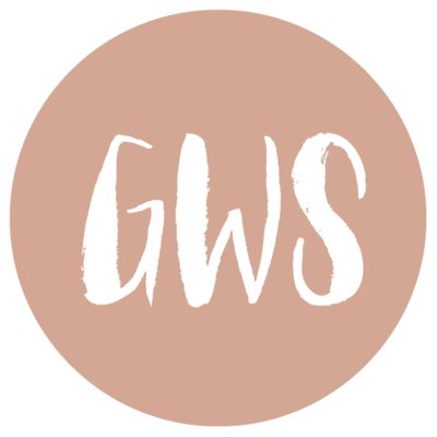 Profile Picture of Jen Campbell (@grnweddingshoes) on Twitter