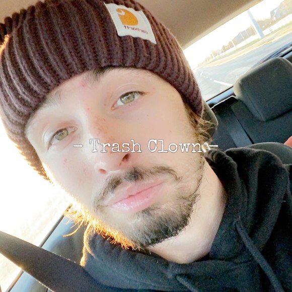 Profile Picture of Kyle Eubanks (@kylelayne14) on Poshmark