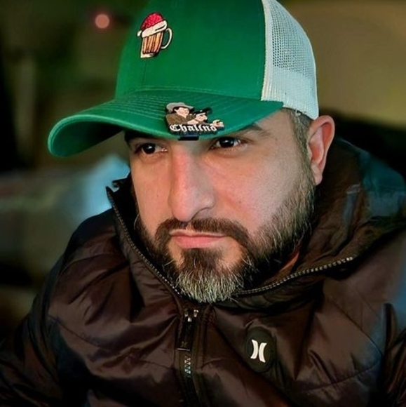 Profile Picture of Edelmiro Irlas (@edelmiro_irlas) on Poshmark