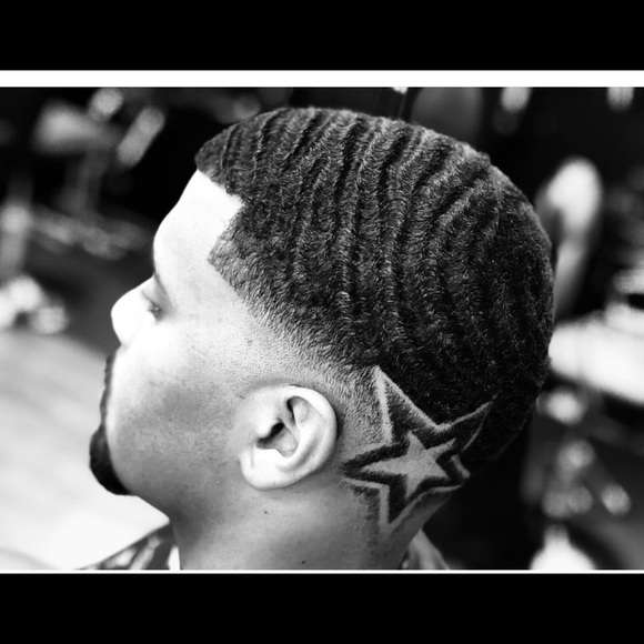 Profile Picture of Craig Vannostrand (@craigvanno) on Poshmark