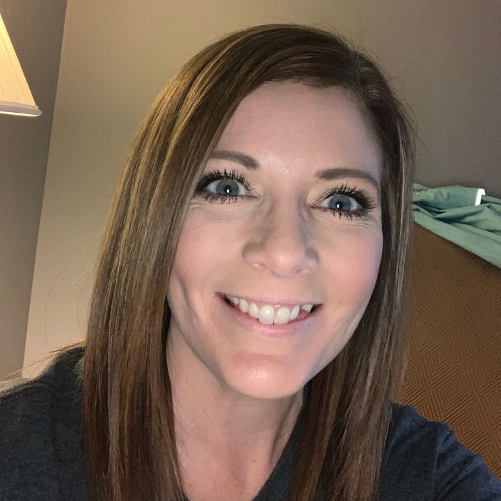 Profile Picture of Kim S (@kimthemom) on Tiktok