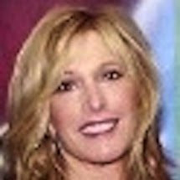 Profile Picture of Shelly Thigpen (@sathigpen) on Poshmark