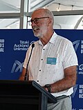 Profile Picture of Wayne Brown (New Zealand politician)on Wikipedia