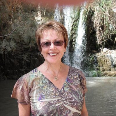 Profile Picture of Nancy Slater (@NancySlater20) on Twitter