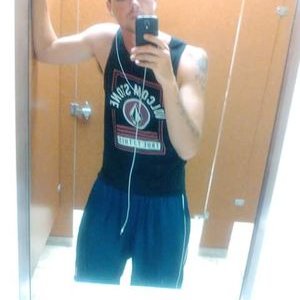 Profile Picture of Alex Spivey (@safehaven674) on Twitter