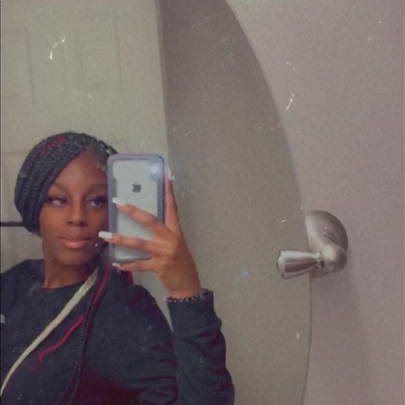 Profile Picture of Azzareya Conquest (@reya2thurl) on Poshmark