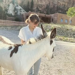 Profile Picture of Hannah Pardee (@hannah.pardee) on Instagram