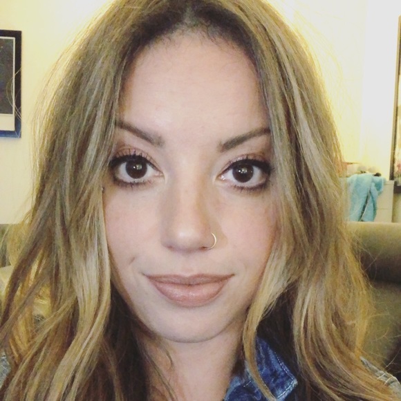 Profile Picture of Allison Macpherson (@allisonmacphers) on Poshmark