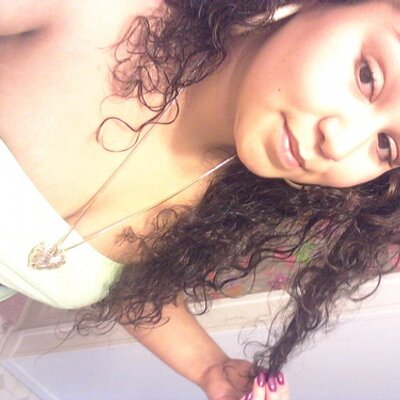 Profile Picture of Vicki Cardona (@Vickiseekrets) on Twitter