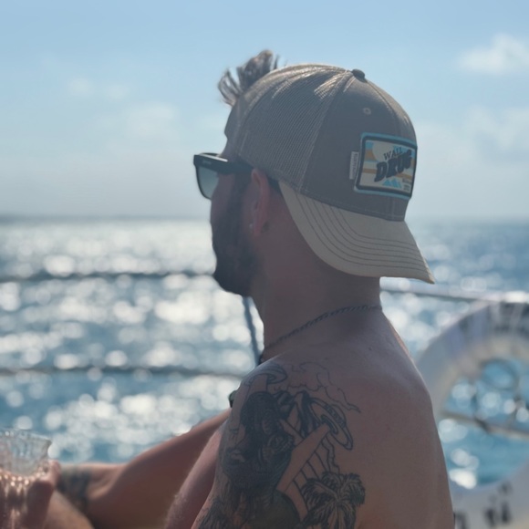 Profile Picture of James Turitto (@jamesturitto) on Poshmark