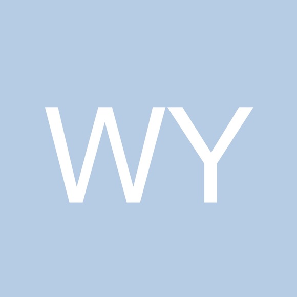 Profile Picture of Wendy Yang (@scout554) on Poshmark