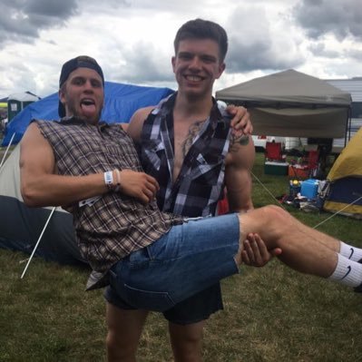 Profile Picture of Ben (@BeezyNoah) on Twitter