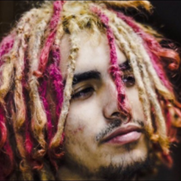 Profile Picture of Nathan Ackerman (@nathan_ack) on Poshmark