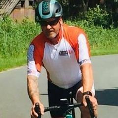 Profile Picture of chrislasaroms (@chrislasaroms) on Tiktok