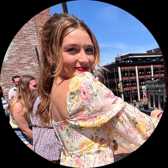 Profile Picture of Maryann Kirkhoff (@mkirkhoff) on Poshmark