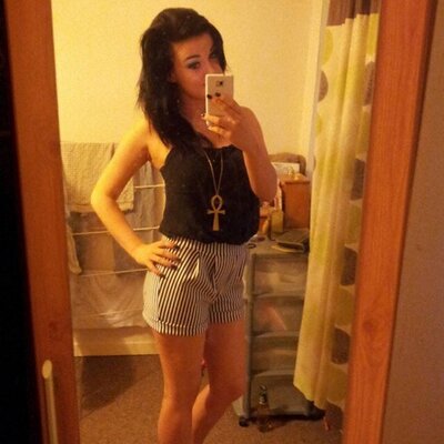 Profile Picture of Natalie Dodds (@nataliedodds94) on Twitter