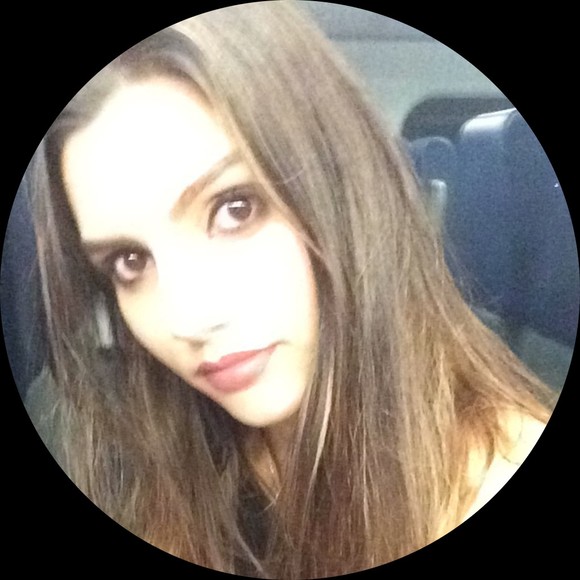 Profile Picture of Valentina Rodriguez (@valenro) on Poshmark