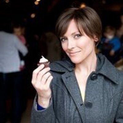 Profile Picture of Sybil Lopez (@sybillopez37) on Twitter