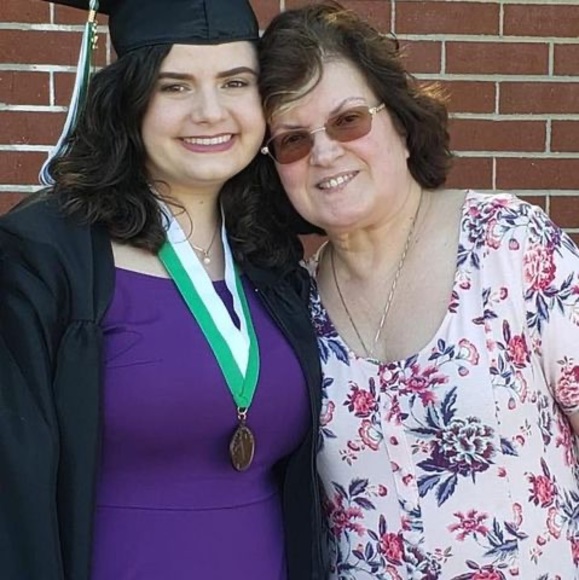 Profile Picture of Alexis Mcjunkin (@lexib530) on Poshmark