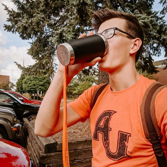 Profile Picture of Connor Carr (@scurvyfilms) on Poshmark