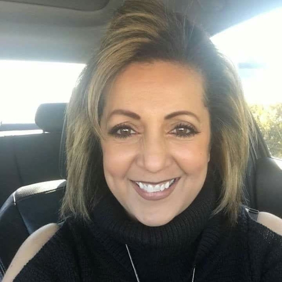 Profile Picture of Cathy Mcnany (@catalinaturley) on Poshmark