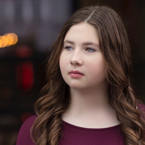 Profile Picture of Eden Knapp (@eden_k) on Poshmark