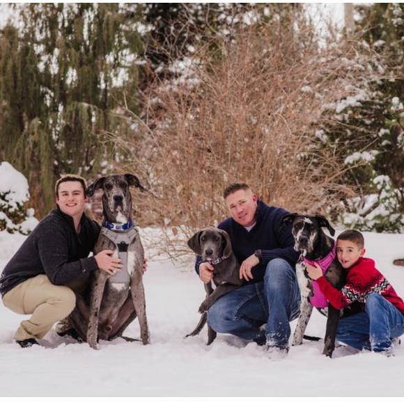 Profile Picture of Dan Gorsline (@dangorsline) on Poshmark