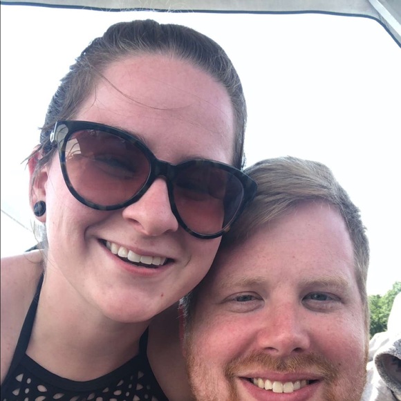 Profile Picture of Bri-anne Linhart (@blinhart95) on Poshmark