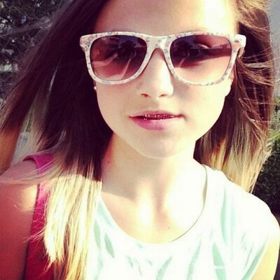 Vivian Rick - Twitter Profile Picture of Vivian Rick (@vivian_rick) on Twitter