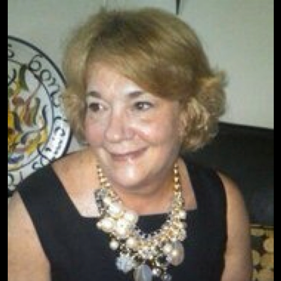 Profile Picture of Nancy Powers (@npowers56) on Poshmark