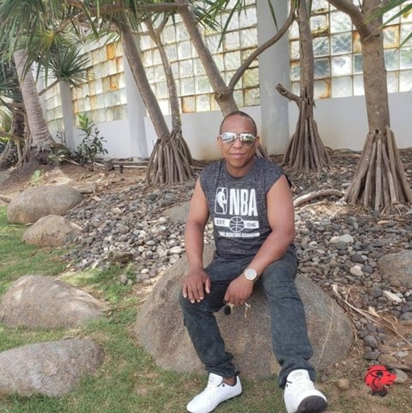 Profile Picture of Moises Eduardo caraballo (@moiseseduard765) on Poshmark