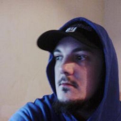 Profile Picture of Rich Cook (@ImaJinaryfrendz) on Twitter