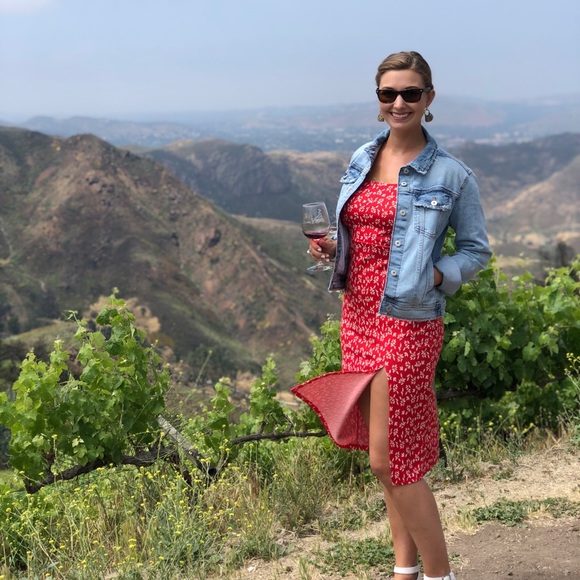 Profile Picture of Cory Baranski (@coryab) on Poshmark