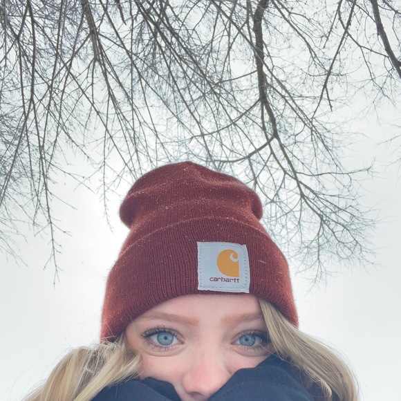 Profile Picture of Ellen claire Smith (@elliecsmith33) on Poshmark