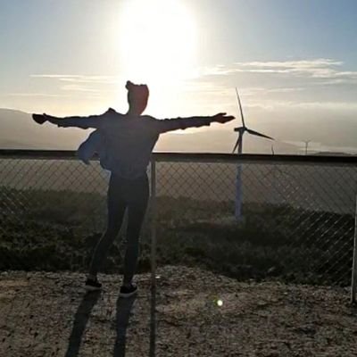 Profile Picture of L. (@AliTaboTava) on Twitter