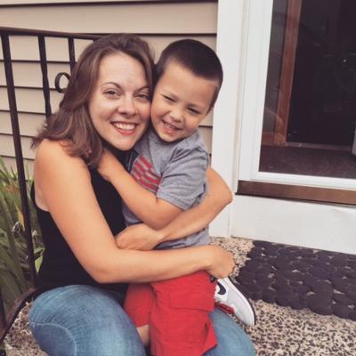 Profile Picture of Jennifer Soderberg (@jenyjen3) on Twitter