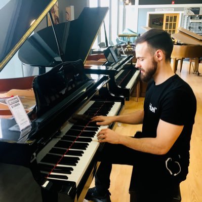 Profile Picture of Nathaniel Hurley (@Nate_Hurley9) on Twitter