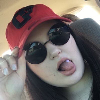 Profile Picture of Mak Grabans  ✨ (@lifeasmak_) on Twitter