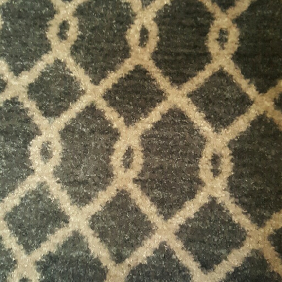 Profile Picture of Santigui Cisse (@sangift) on Poshmark