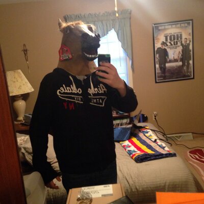 Profile Picture of Jeffrey Metzler (@jeffro1258) on Twitter