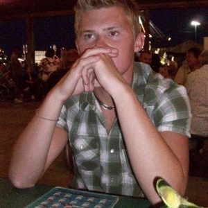 Profile Picture of Dexter Deeds (@loverboi_33) on Myspace