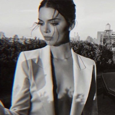 Profile Picture of Me  . (@MEAll__) on Twitter