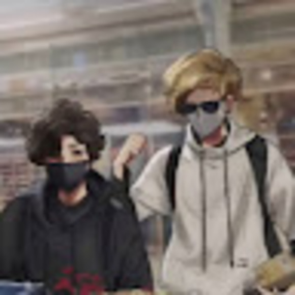 Profile Picture of Aryana Silva (@silvaaryana135) on Poshmark