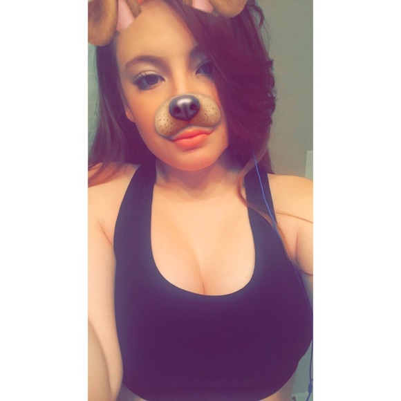 Profile Picture of Alexis Epright (@princess_lexy) on Poshmark