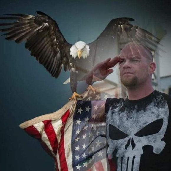 Profile Picture of Adam Uhl (@bighouse14) on Poshmark