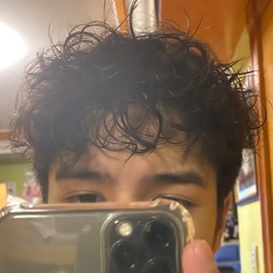 Profile Picture of John (@john_gabriel28) on Twitter